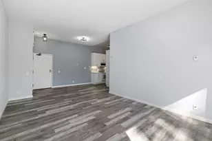 8328 Regents Rd, San Diego, CA 92122 - Photo 2
