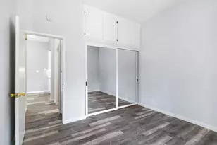 8328 Regents Rd, San Diego, CA 92122 - Photo 16