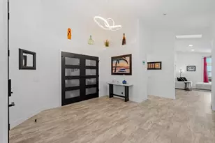 2302 Kimberly Ct, Carlsbad, CA 92008 - Photo 10