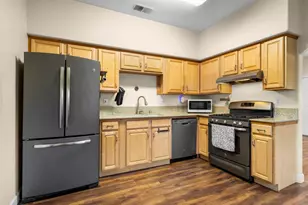 2776 Santa Clara Way, Sacramento, CA 95817 - Photo 10