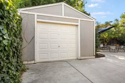 2776 Santa Clara Way, Sacramento, CA 95817 - Photo 28