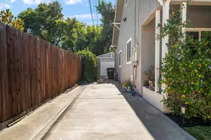 2776 Santa Clara Way, Sacramento, CA 95817 - Photo 24