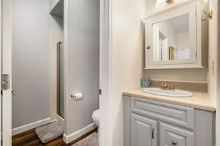 2776 Santa Clara Way, Sacramento, CA 95817 - Photo 16