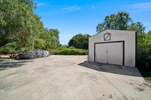 412 Taylor St, Vista, CA 92084 - Photo 4