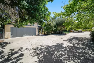 412 Taylor Street, Vista, CA 92084 - Photo 1