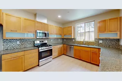 10710 Canyon Grove Trail #31, San Diego, CA 92130 - Photo 4