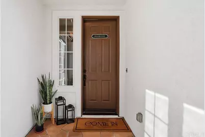 561 Chesterfield Circle, San Marcos, CA 92069 - Photo 4