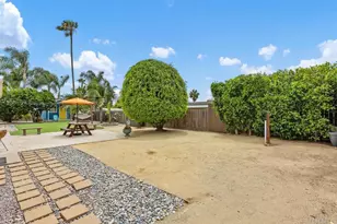 233 Grace St, Oceanside, CA 92054 - Photo 30