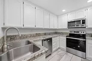 5845 Friars Rd, San Diego, CA 92110 - Photo 2