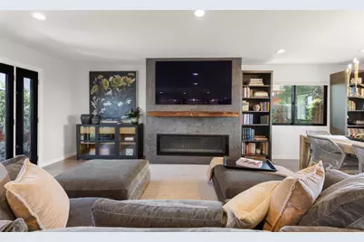 8675 Glenwick Lane, La Jolla, CA 92037 - Photo 14