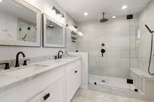 8675 Glenwick Ln, La Jolla, CA 92037 - Photo 20