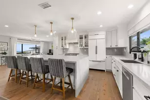 8675 Glenwick Ln, La Jolla, CA 92037 - Photo 8