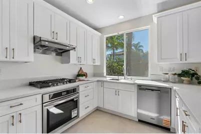 10553 Hollingsworth Way, San Diego, CA 92127 - Photo 26