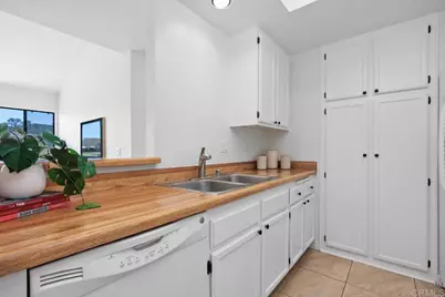 1087 Shadowridge Drive #104, Vista, CA 92081 - Photo 12