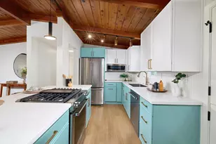 1710 Valley Pl, Carlsbad, CA 92008 - Photo 10