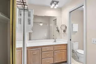 402-4 Santa Barbara St, Oceanside, CA 92058 - Photo 12