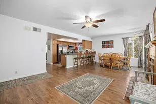 407 Dorsey Way, Vista, CA 92083 - Photo 12
