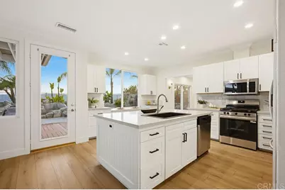 39912 Hillsboro Circle, Murrieta, CA 92562 - Photo 4