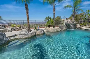 39912 Hillsboro Cir, Murrieta, CA 92562 - Photo 12