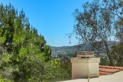 3150 Avenida Topanga, Carlsbad, CA 92009 - Photo 4
