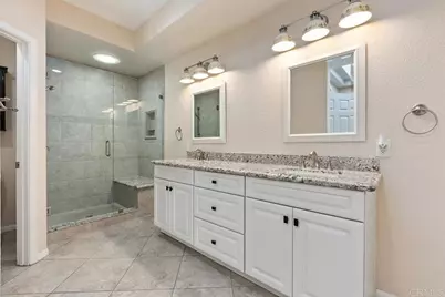 9046 Circle R Oaks Lane, Escondido, CA 92026 - Photo 26