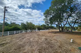1060 Crestview Rd, Vista, CA 92081 - Photo 32
