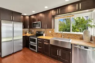 8151 Caminito Sonoma, La Jolla, CA 92037 - Photo 8