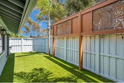 8151 Caminito Sonoma, La Jolla, CA 92037 - Photo 28