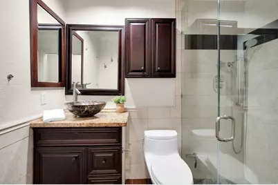 8151 Caminito Sonoma, La Jolla, CA 92037 - Photo 16