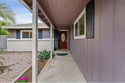 267 Hannalei Dr, Vista, CA 92083 - Photo 38