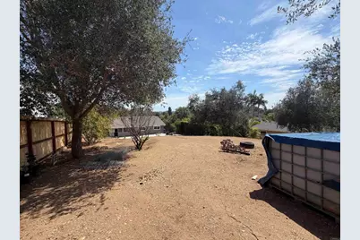 267 Hannalei Dr, Vista, CA 92083 - Photo 48