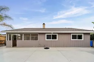 267 Hannalei Dr, Vista, CA 92083 - Photo 26