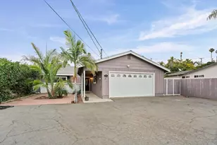 267 Hannalei Dr, Vista, CA 92083 - Photo 4