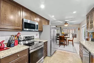 267 Hannalei Dr, Vista, CA 92083 - Photo 20