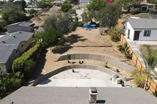 267 Hannalei Dr, Vista, CA 92083 - Photo 30