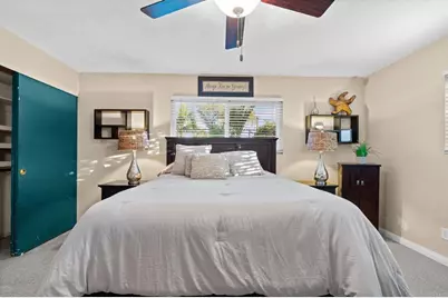 267 Hannalei Dr, Vista, CA 92083 - Photo 14