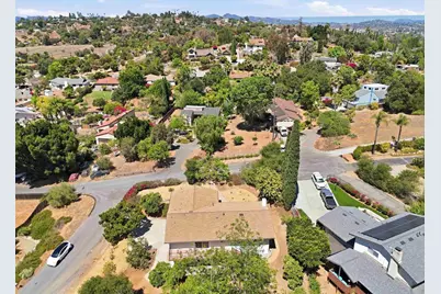 1336 Top Rail Lane, Escondido, CA 92027 - Photo 10