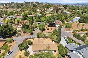 1336 Top Rail Ln, Escondido, CA 92027 - Photo 10