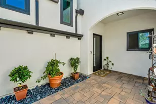 4539 Chancery Ct, Carlsbad, CA 92010 - Photo 4