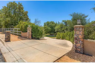 2445 Southern Oak Road, Ramona, CA 92065 - Photo 8