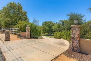 2445 Southern Oak Rd, Ramona, CA 92065 - Photo 10
