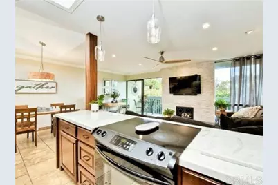 2388 Altisma Way #L Or 11, Carlsbad, CA 92009 - Photo 6