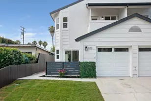 972 Sapphire St, San Diego, CA 92109 - Photo 2