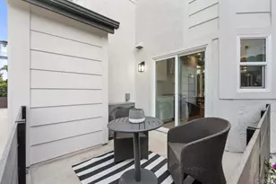 976 Sapphire St, San Diego, CA 92109 - Photo 4