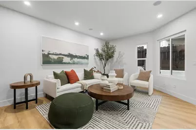 976 Sapphire Street, San Diego, CA 92109 - Photo 14