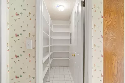 1060 Evergreen Lane, Vista, CA 92084 - Photo 12