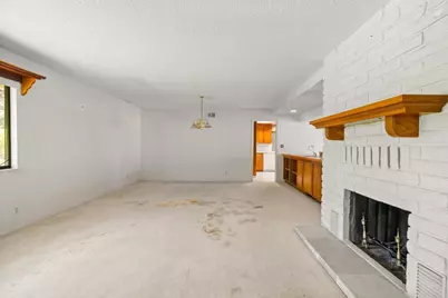 1060 Evergreen Lane, Vista, CA 92084 - Photo 8