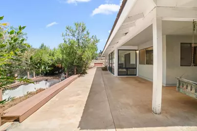 1060 Evergreen Lane, Vista, CA 92084 - Photo 32