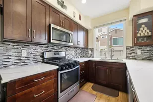 11869 Spruce Run Dr, San Diego, CA 92131 - Photo 6