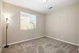 1025 Boulder Pl, Oceanside, CA 92057 - Photo 16